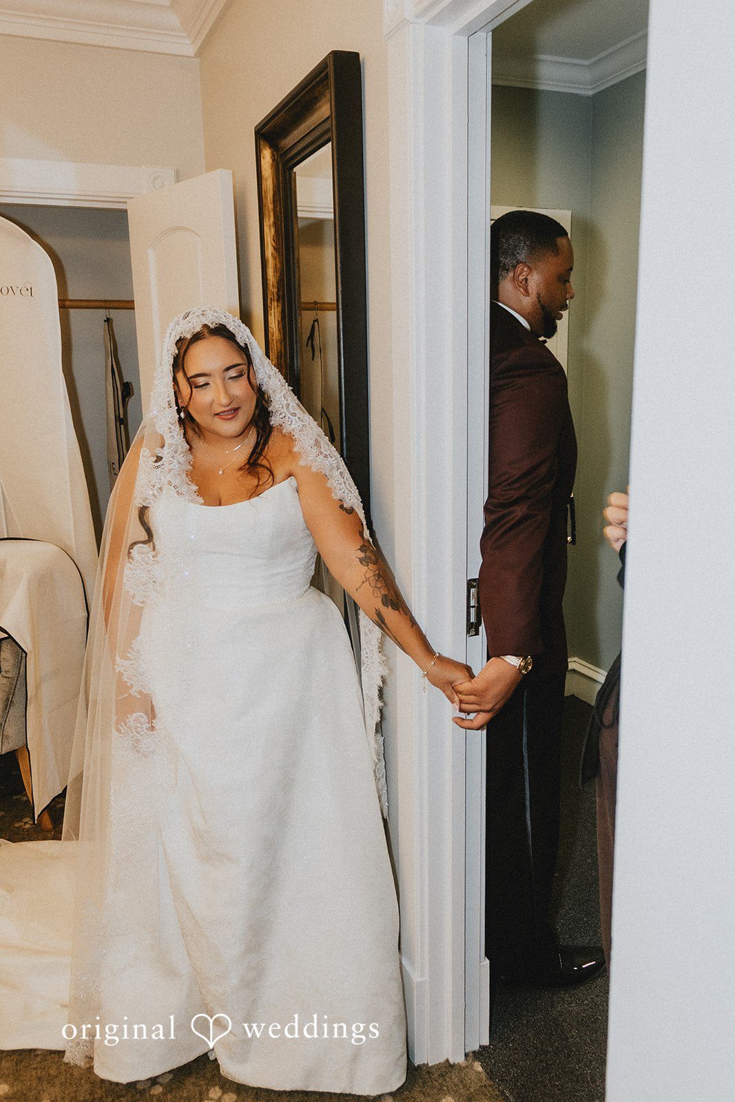 Josseline + Joshua Hartford Wedding Photographers at The Riverview | Josseline & Joshua -