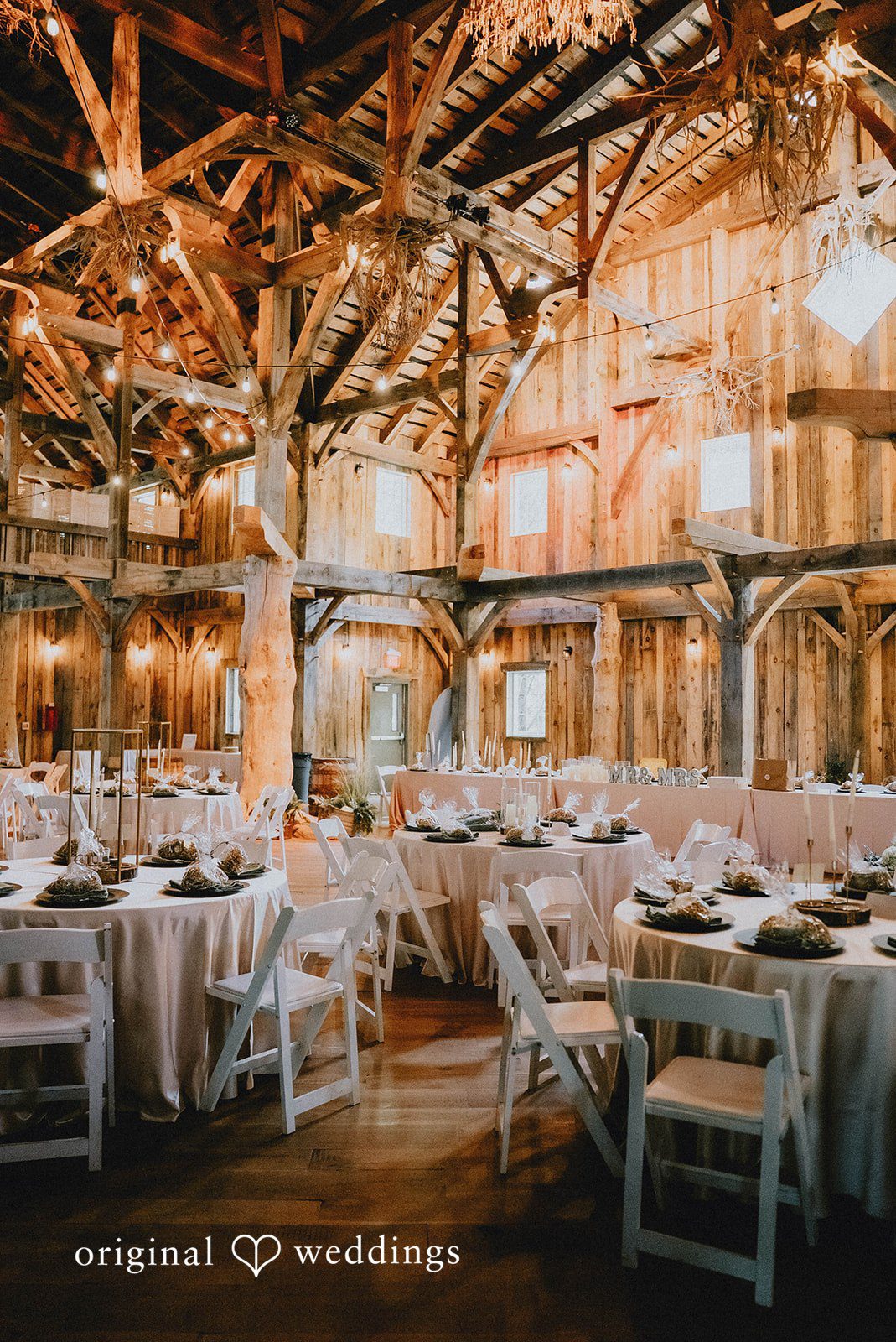 The Swan Barn Door Wedding | Nicole & Nick -
