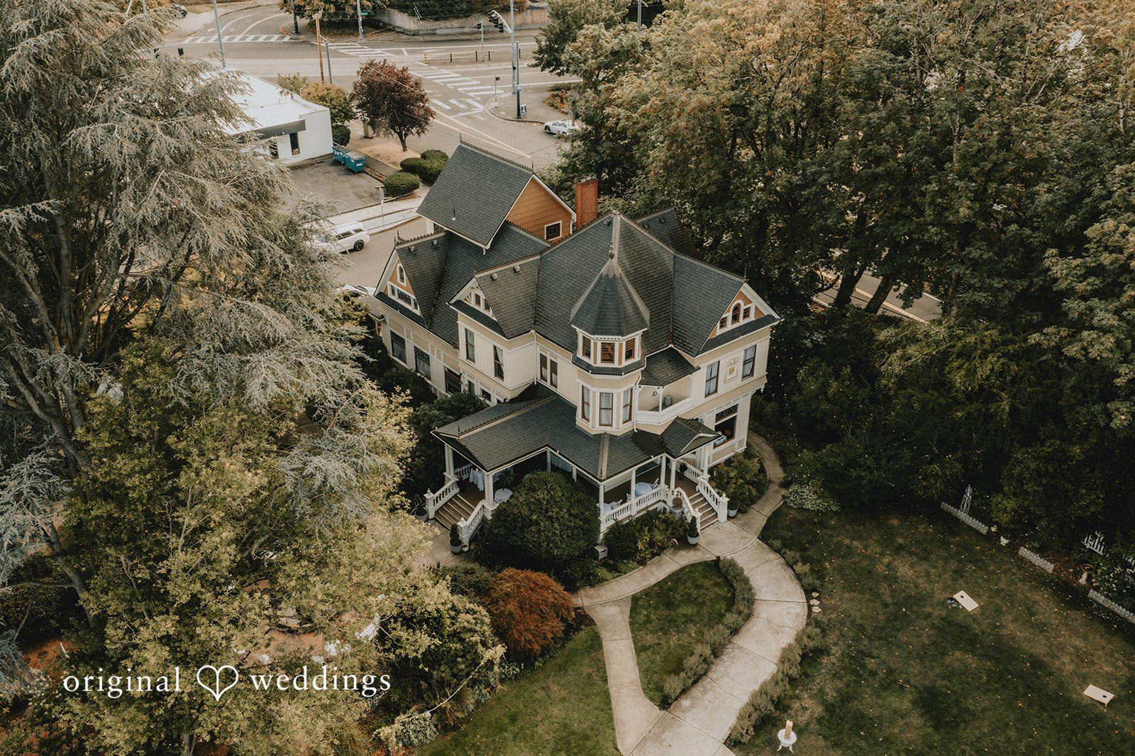 Wedding day scene at The Victorian Belle Mansion