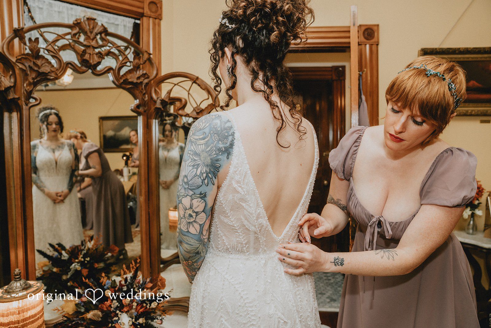 Ashlie preparing for the ceremony at The Victorian Belle Mansion