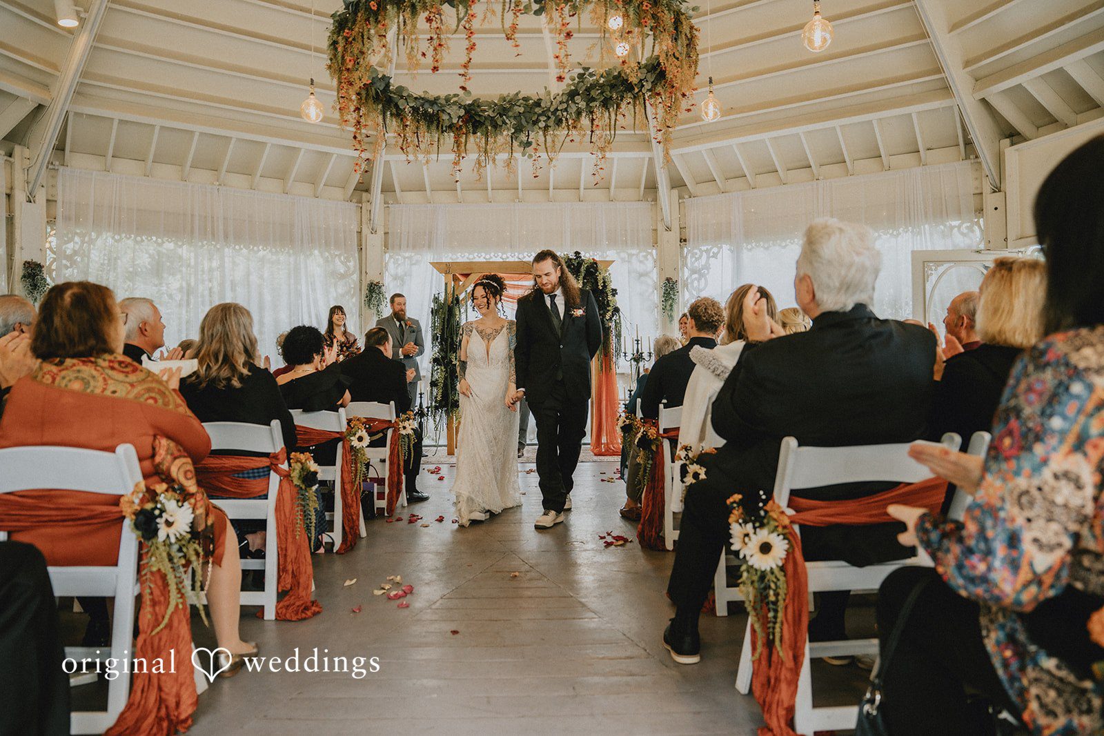 Ceremony for Ashlie and Robert at The Victorian Belle Mansion, photographed by Portland wedding photographers
