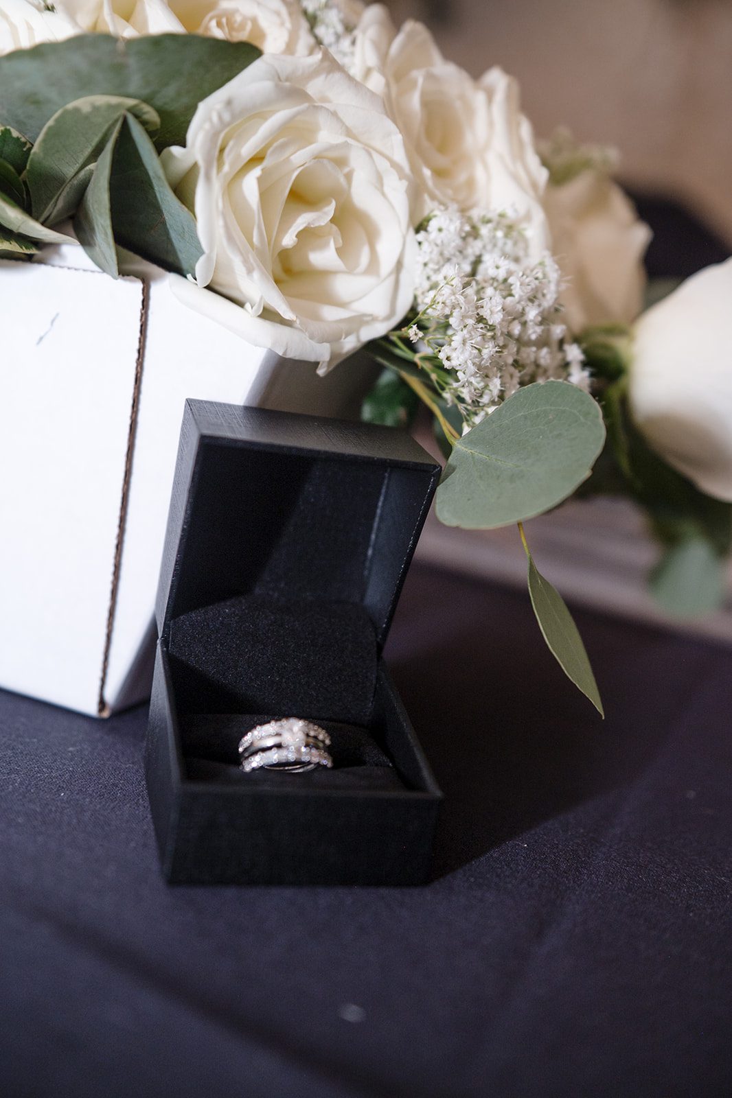 toms-country-place-timeless-cleveland-theodore-kimberle-theodore-kimberle-004-09 Tom's Country Place Wedding | Theodore & Kimberle -