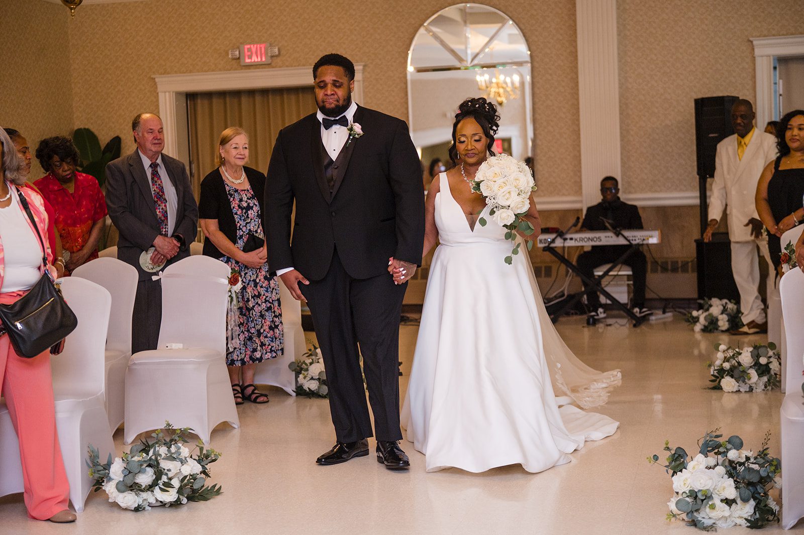toms-country-place-timeless-cleveland-theodore-kimberle-theodore-kimberle-011-39 Tom's Country Place Wedding | Theodore & Kimberle -