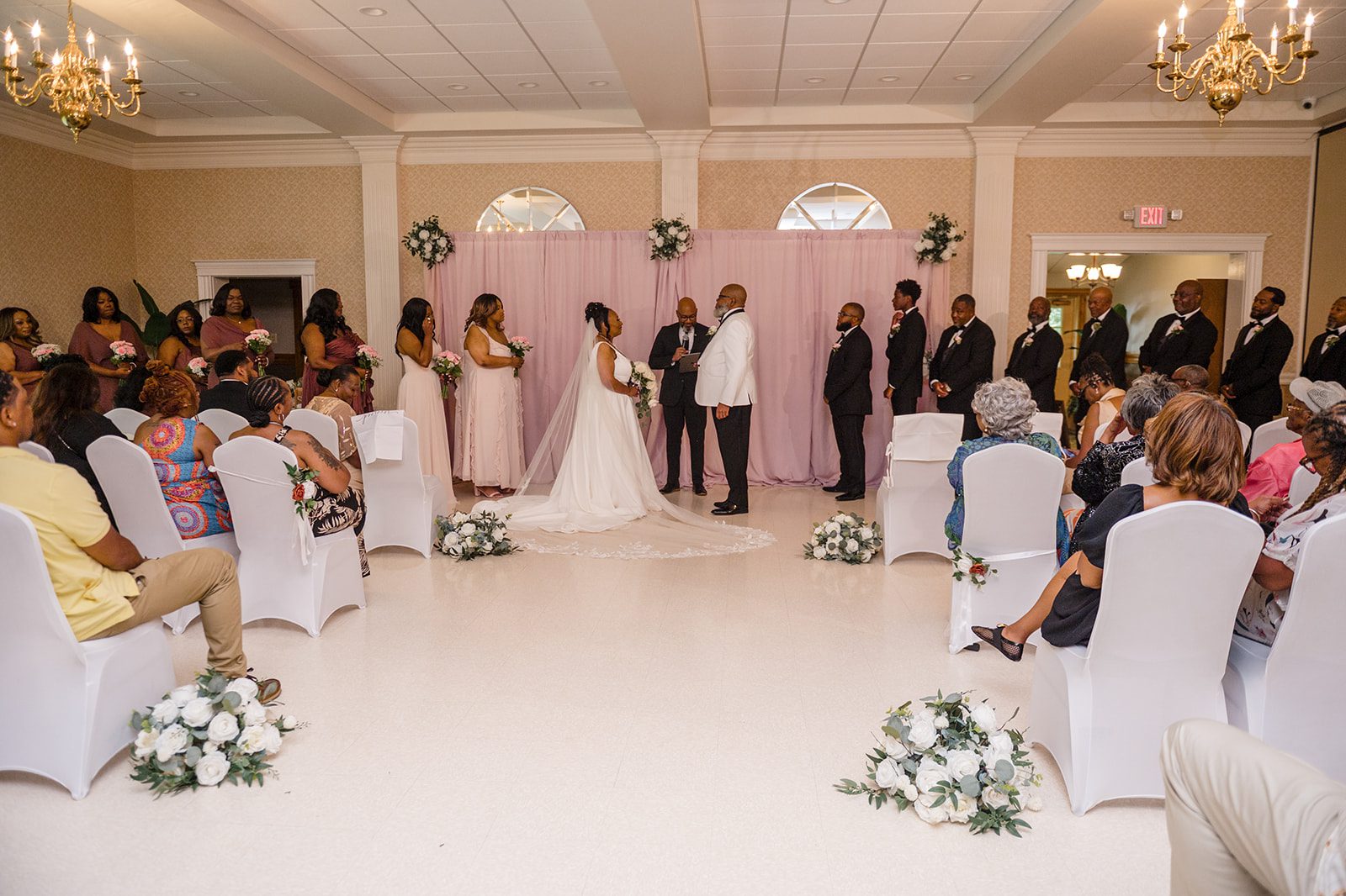 toms-country-place-timeless-cleveland-theodore-kimberle-theodore-kimberle-012-01 Tom's Country Place Wedding | Theodore & Kimberle -