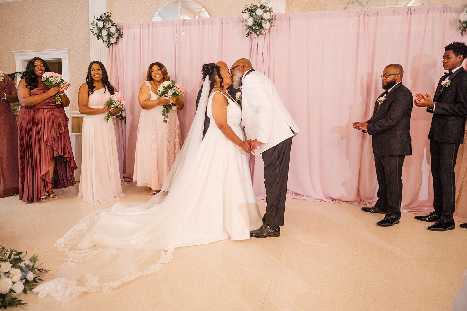 toms-country-place-timeless-cleveland-theodore-kimberle-theodore-kimberle-019-31 Tom's Country Place Wedding | Theodore & Kimberle -