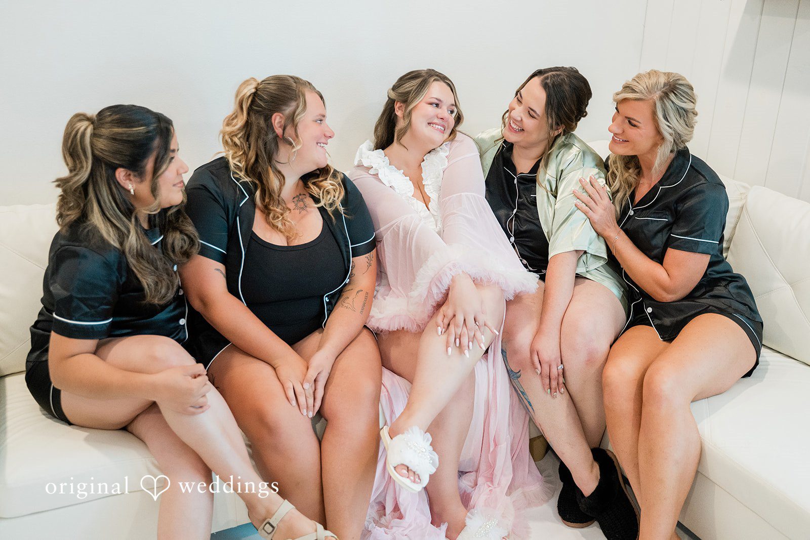 Steven + Alanna Milwaukee Wedding Photographers at Twelve29 | Steven & Alanna -