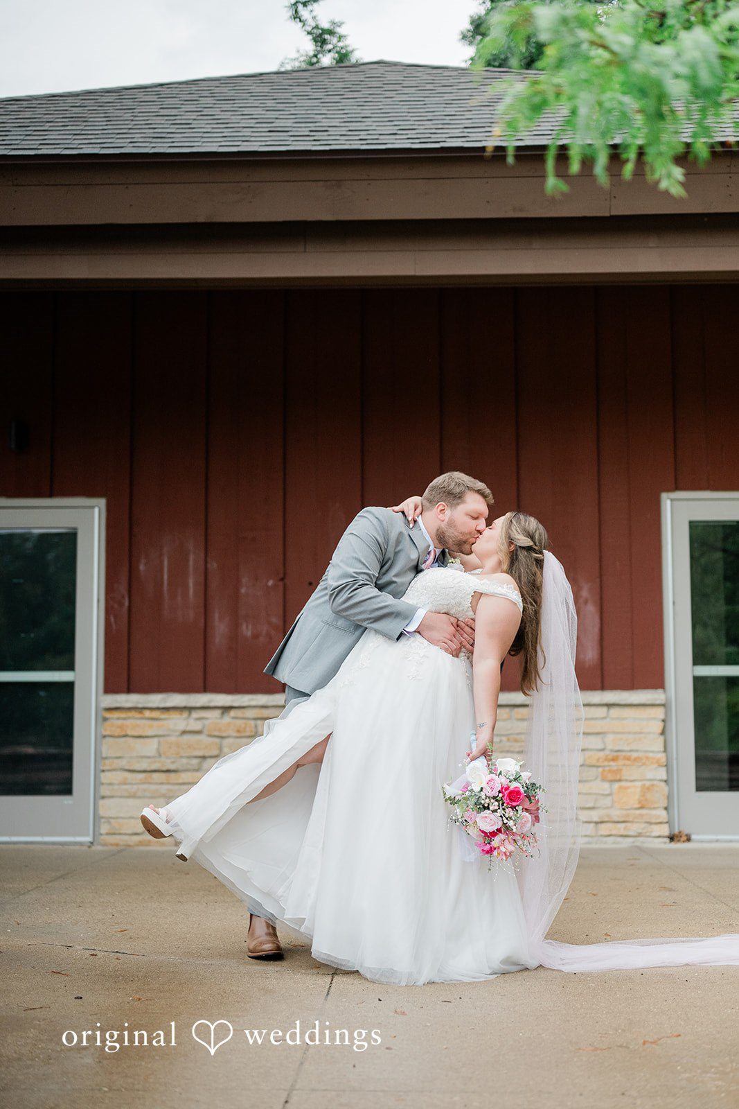 Steven + Alanna Milwaukee Wedding Photographers at Twelve29 | Steven & Alanna -