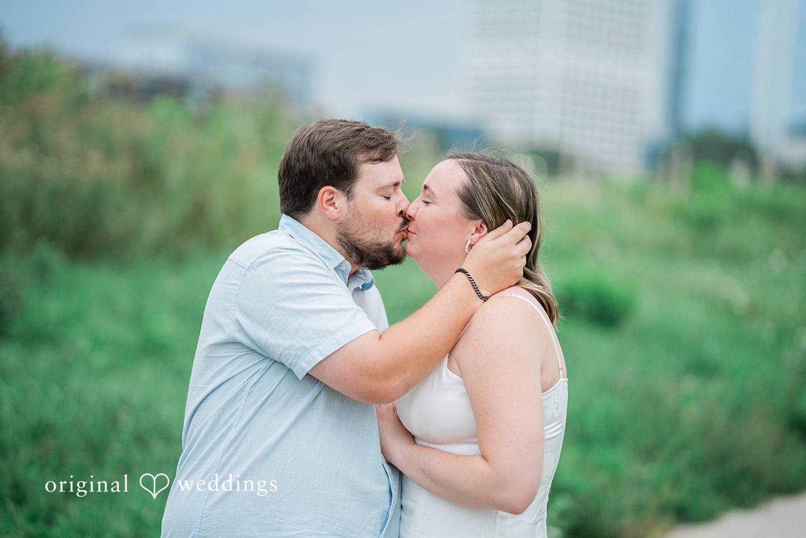 Maggie + Harrison Veterans Park and Atwater Beach Engagement | Maggie & Harrison -