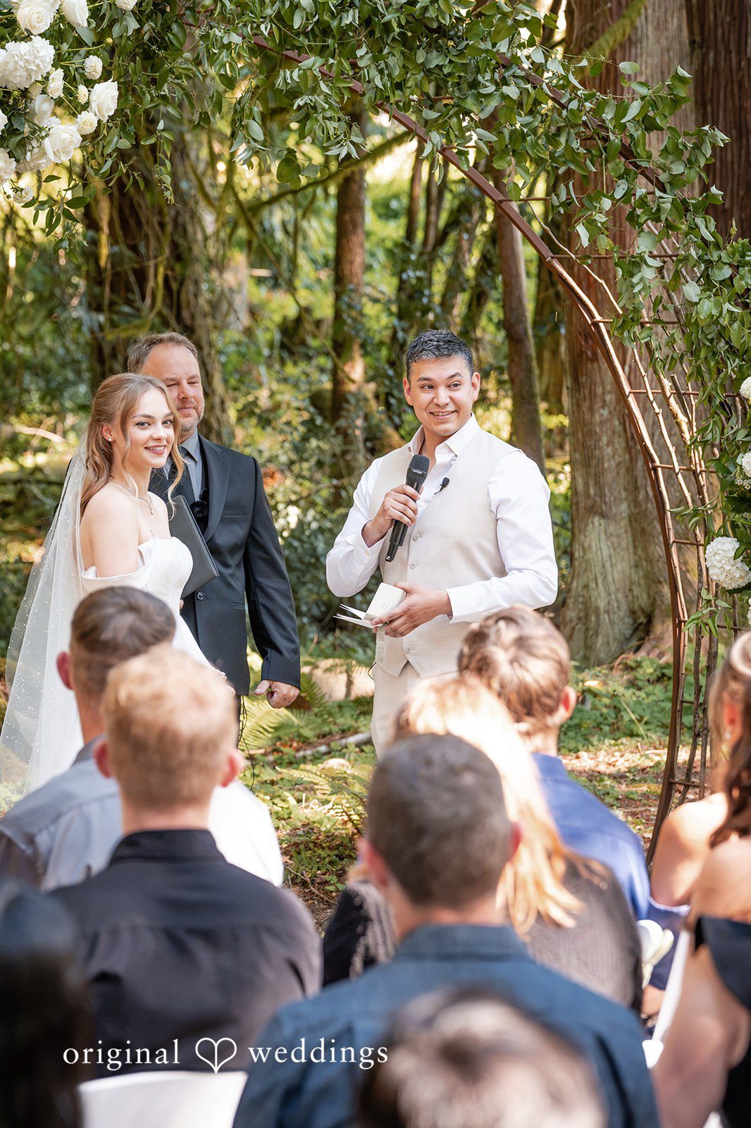 Kylie + Reymundo Officiant speaking to guests during the ceremony