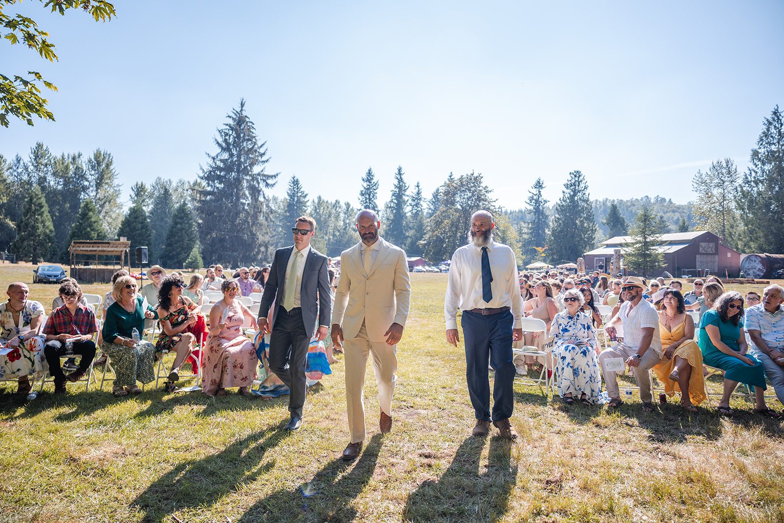 washington-backyard-timeless-seattle-beth-gunner-p007-14 Groom walking toward the ceremony