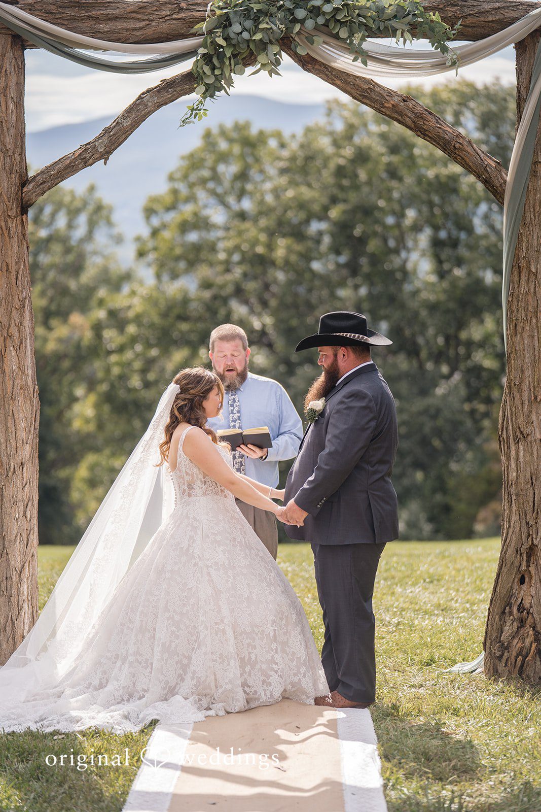 Shelby + Eli The wedding ceremony