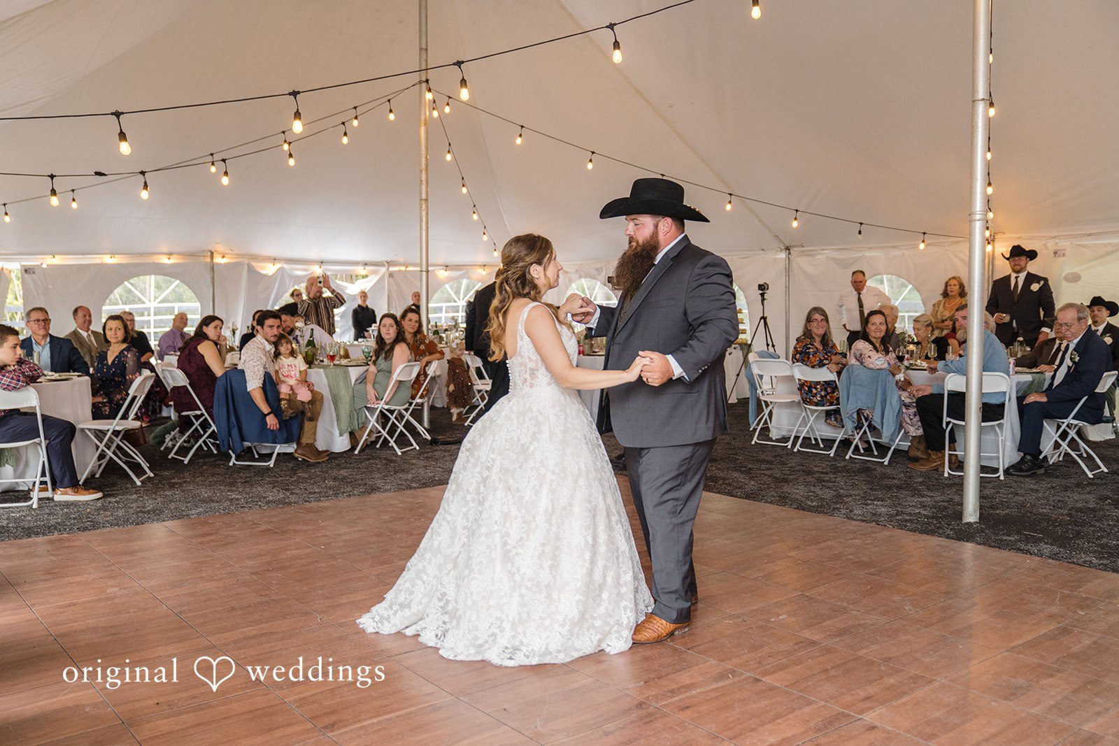 Shelby + Eli First dance